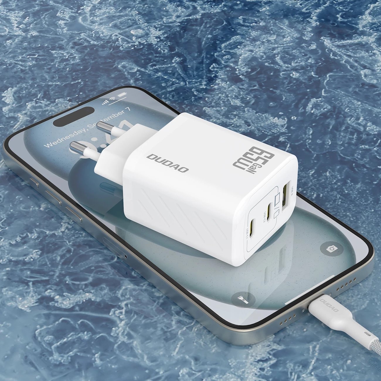 Karikues muri Dudao A29, 65W, GaN, 2x USB-C + 1x USB-A, i bardhë
