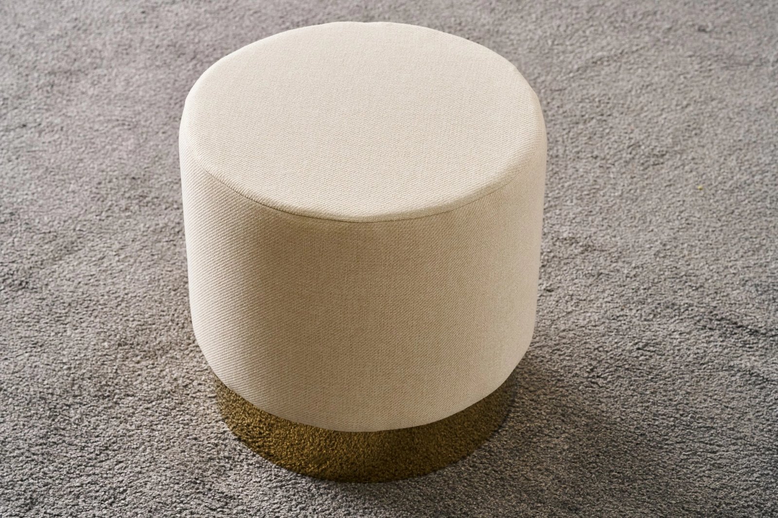 Puf Atelier del Sofa, ngjyrë krem, Bodrum