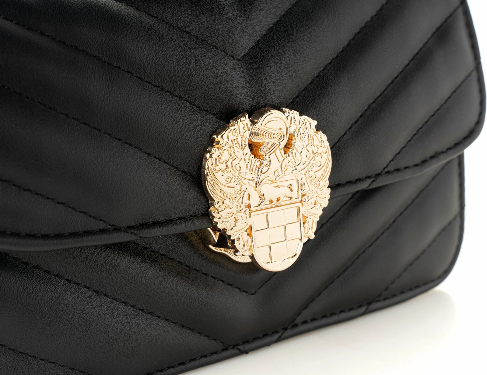 Çantë krahu Vince Camuto, Bella, e zezë