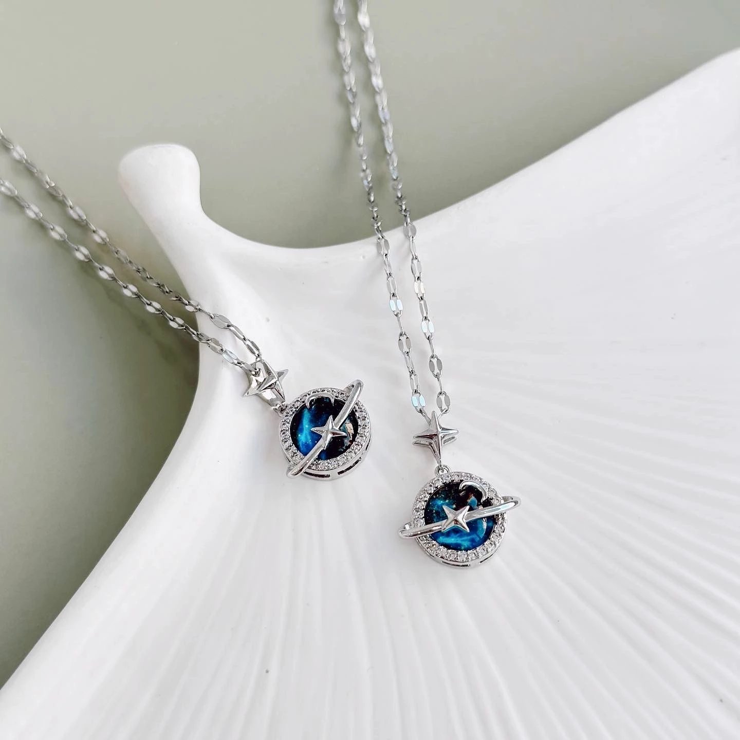 Varëse çeliku, ngjyrë qielli e argjendtë, Jumeon, Espace