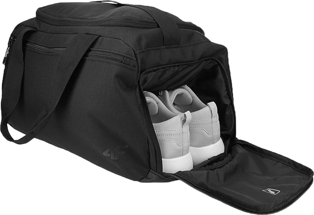 Çantë sportive unisex 4F, e zezë