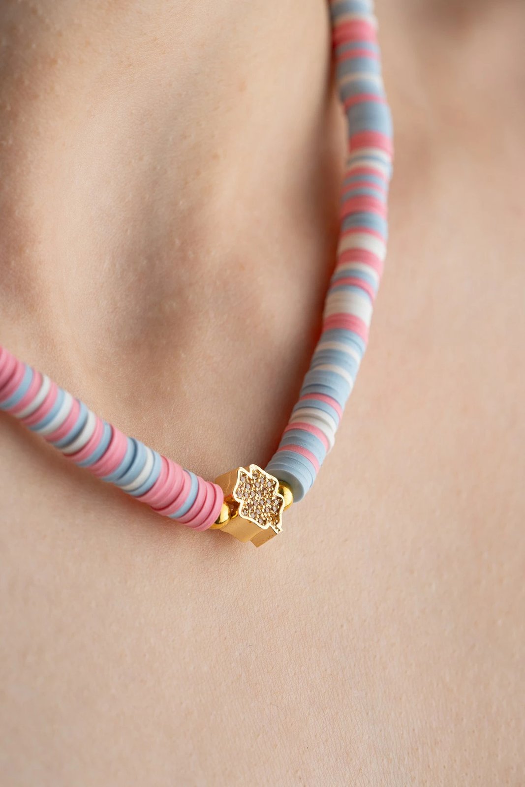 Qafore shumëngjyrëshe Jumeon, KL-0861