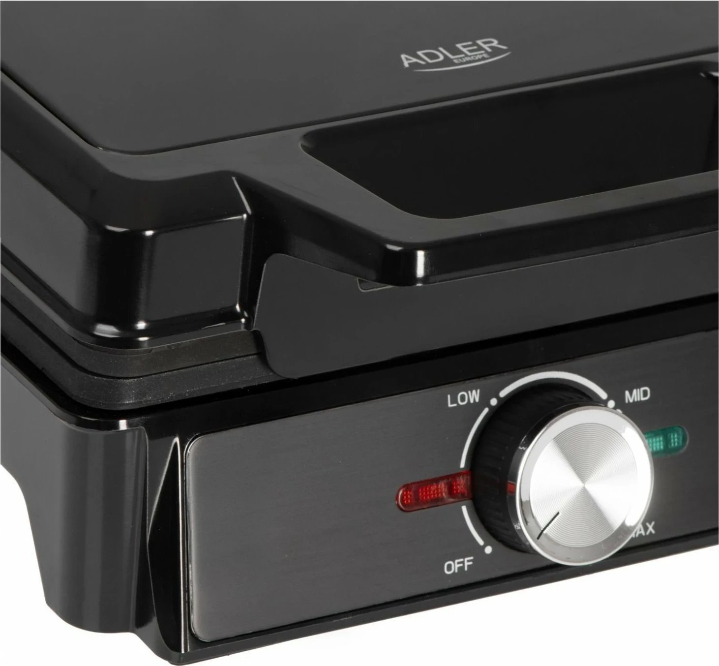 Aparat për gofra Adler AD 3088, 2000W, plastikë, i zi