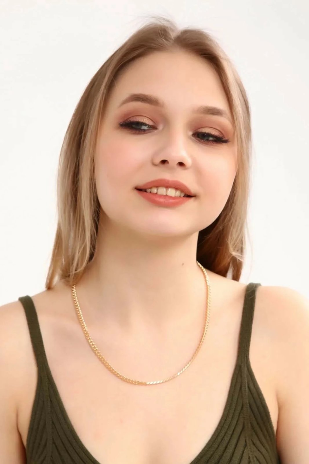 Varëse qafe Jumeon, ngjyrë ari, Zncrkly005