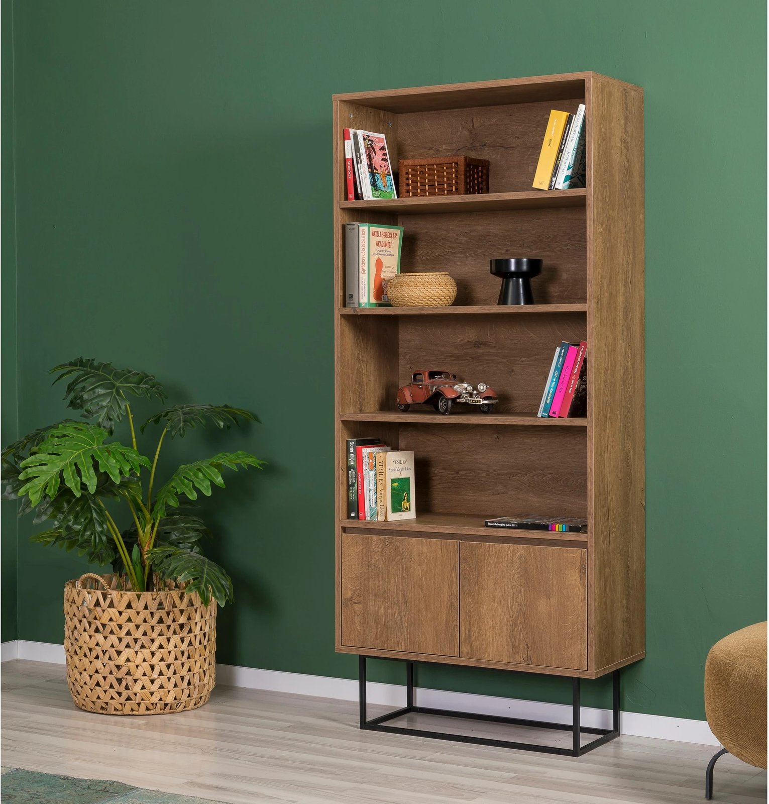 Set mobiljesh për dhomë dite, Skye Decor, Laxus Takım 26, ngjyrë arre dhe e zezë