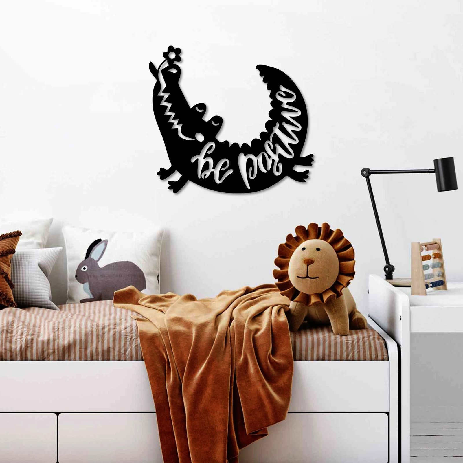 Aksesor dekorativ metalik për mur, Wallity, Be Positive