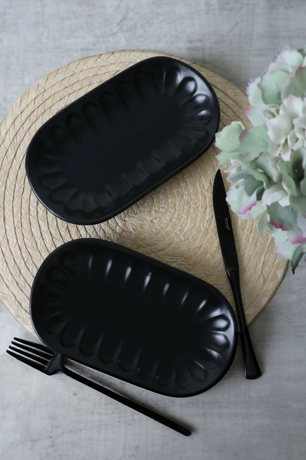 Set pjatash servirëse (2 copë), Hermia Concept, X00017597, ngjyrë e zezë mat