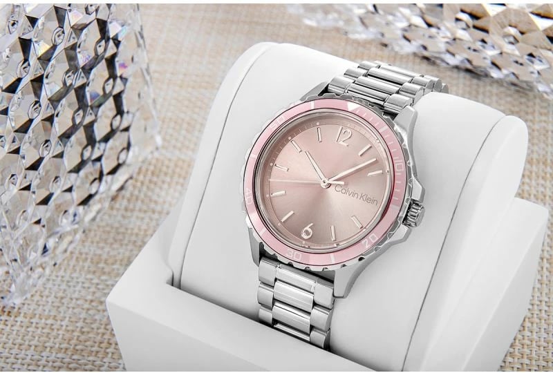 Orë dore për femra Calvin Klein, rozë