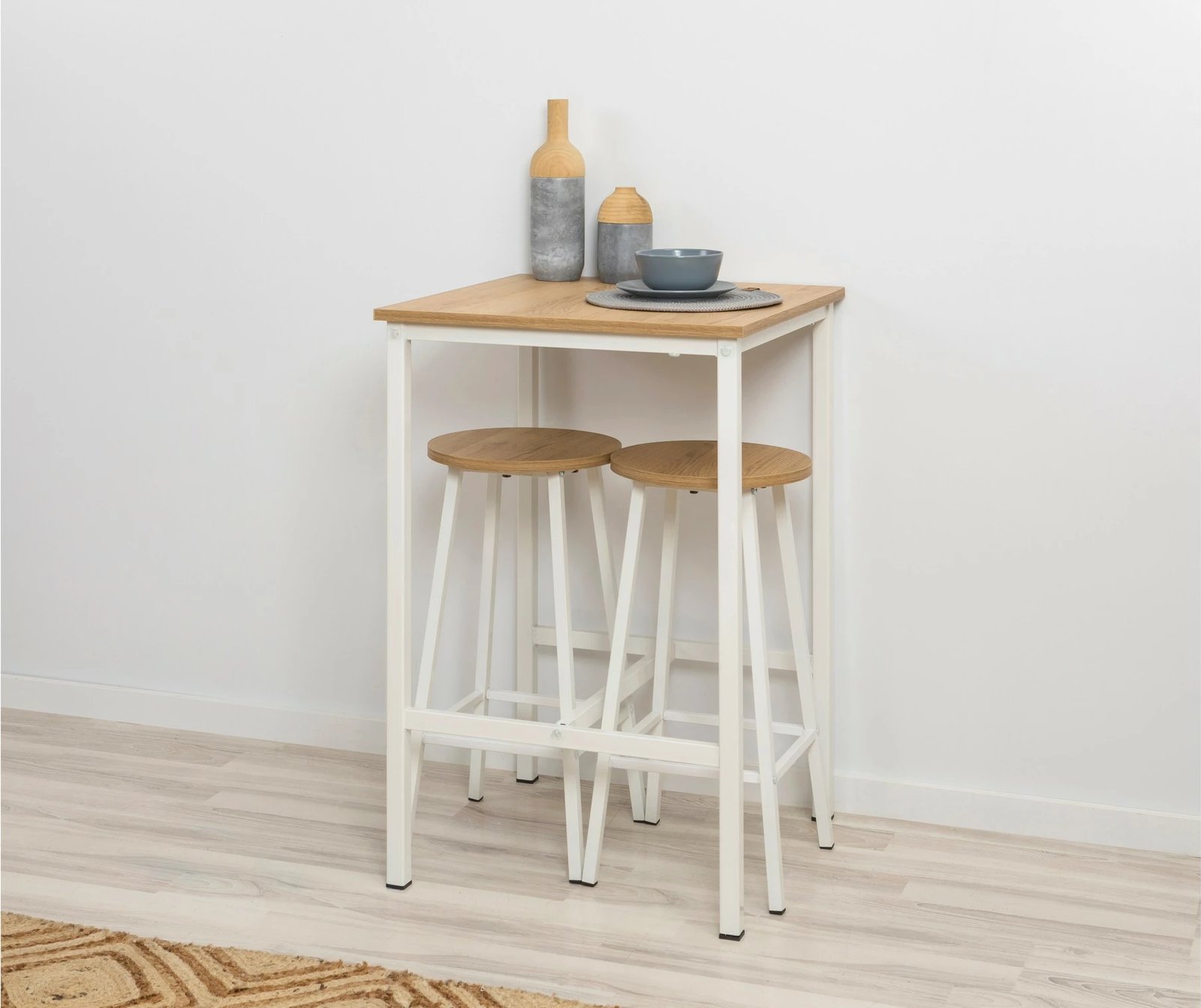 Karrige për bar Hanah Home, Mora - Karina, e bardhë