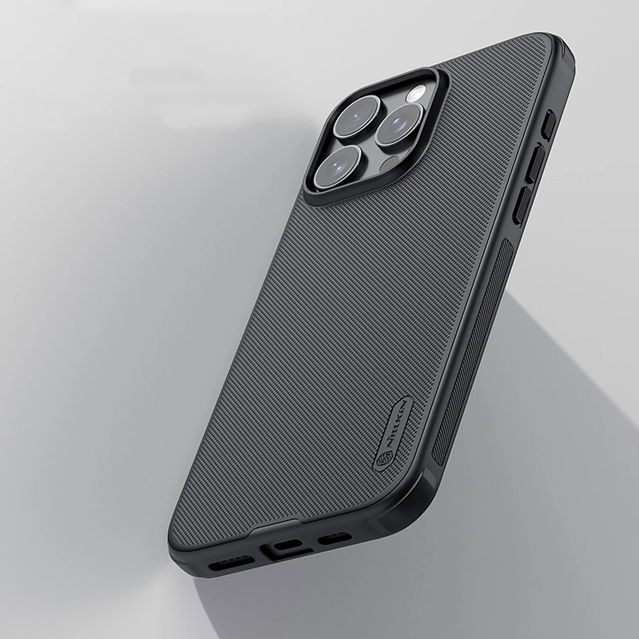 Mbështjellës Nillkin Super Frosted Shield Pro për iPhone 16 Pro, i zi