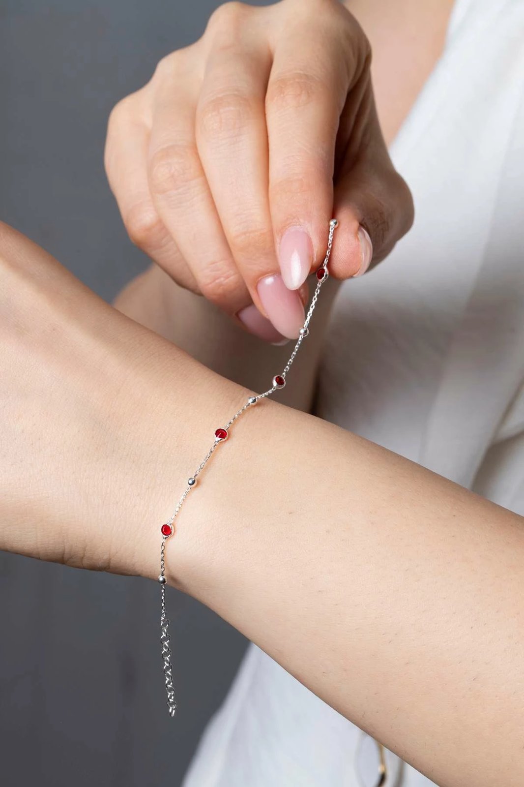 Byzylyk argjendi me gurë të kuq Jumeon, TFNY65232