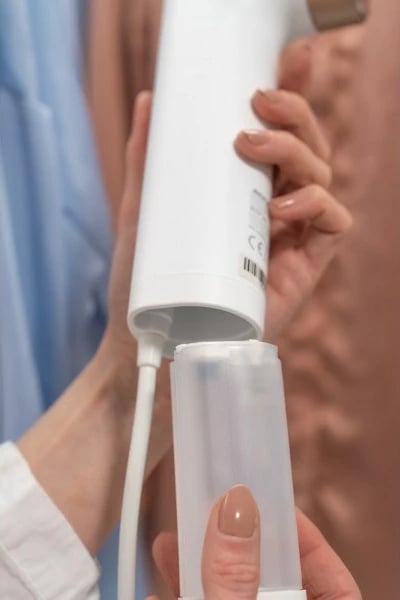 Avullore dore MPM MZP-04, 1200W, e bardhë