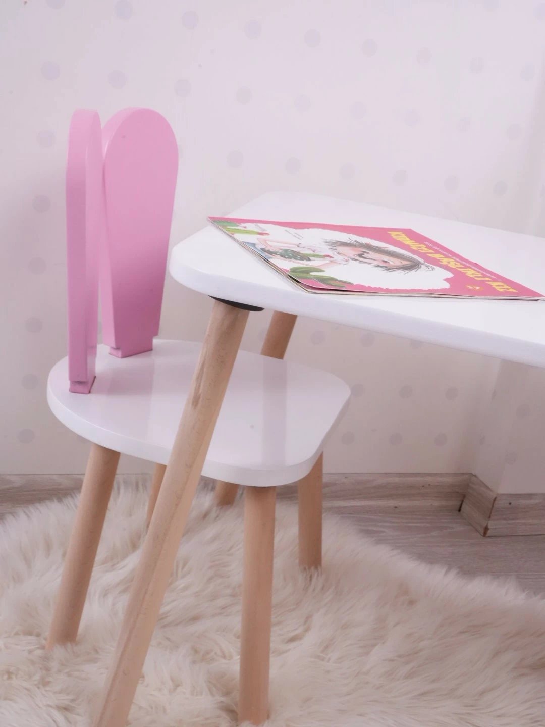 Set tavoline me karrige për fëmijë, Hanah Home, Bunny, një karrige, rozë dhe e bardhë