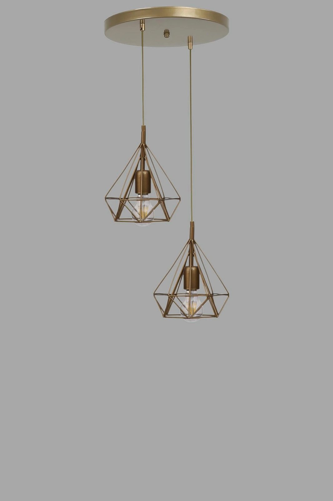 Llambë tavani Opviq, ngjyrë ari, 9047-2 Llambë tavani Opviq, ngjyrë ari, 9047-2