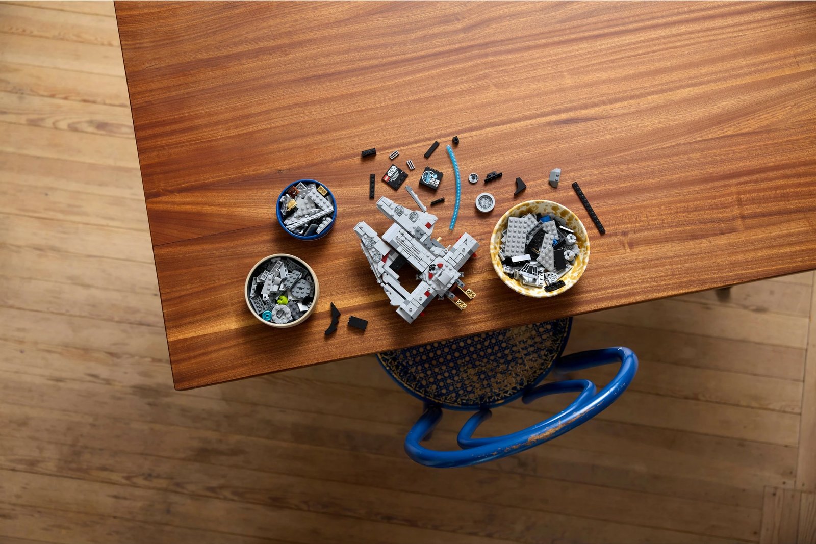 Set ndërtimi LEGO Millennium Falcon, 18 vjet, Plastik, 921 pjesë, shumëngjyrësh Set ndërtimi LEGO Millennium Falcon, 18 vjet, Plastik, 921 pjesë, shumëngjyrësh