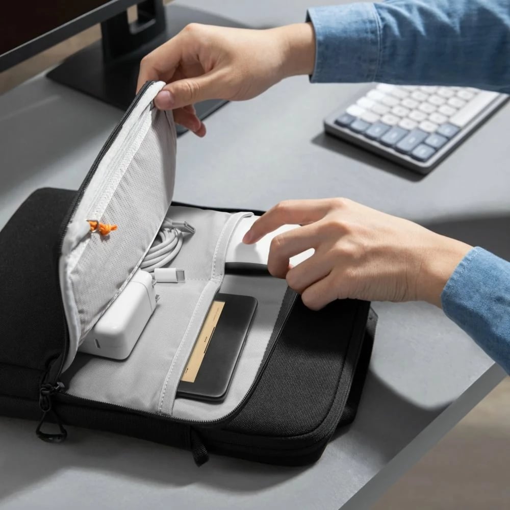 Çantë laptopi Tech-Protect Defender VR 15-16, e zezë