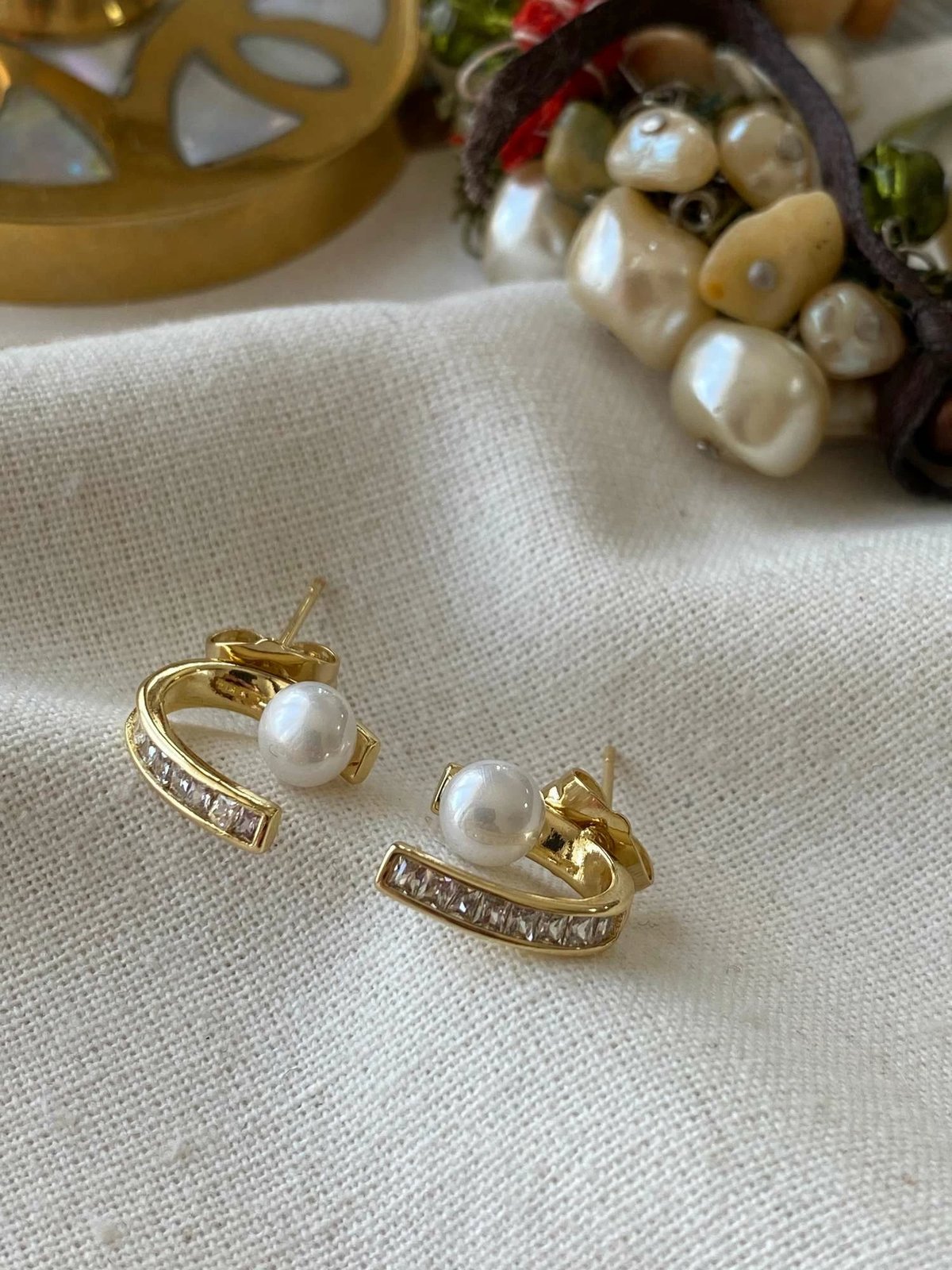 Vathë të artë Jumeon, 31327