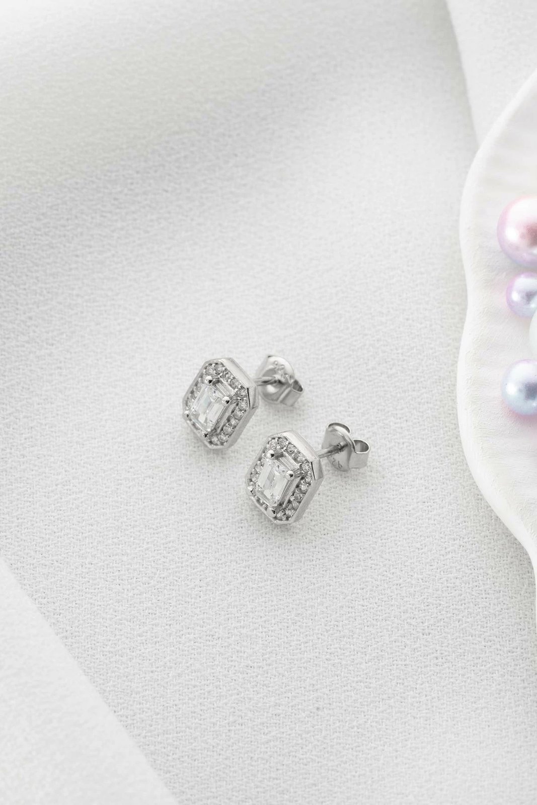 Vathë argjendi Jumeon, NRZ999541