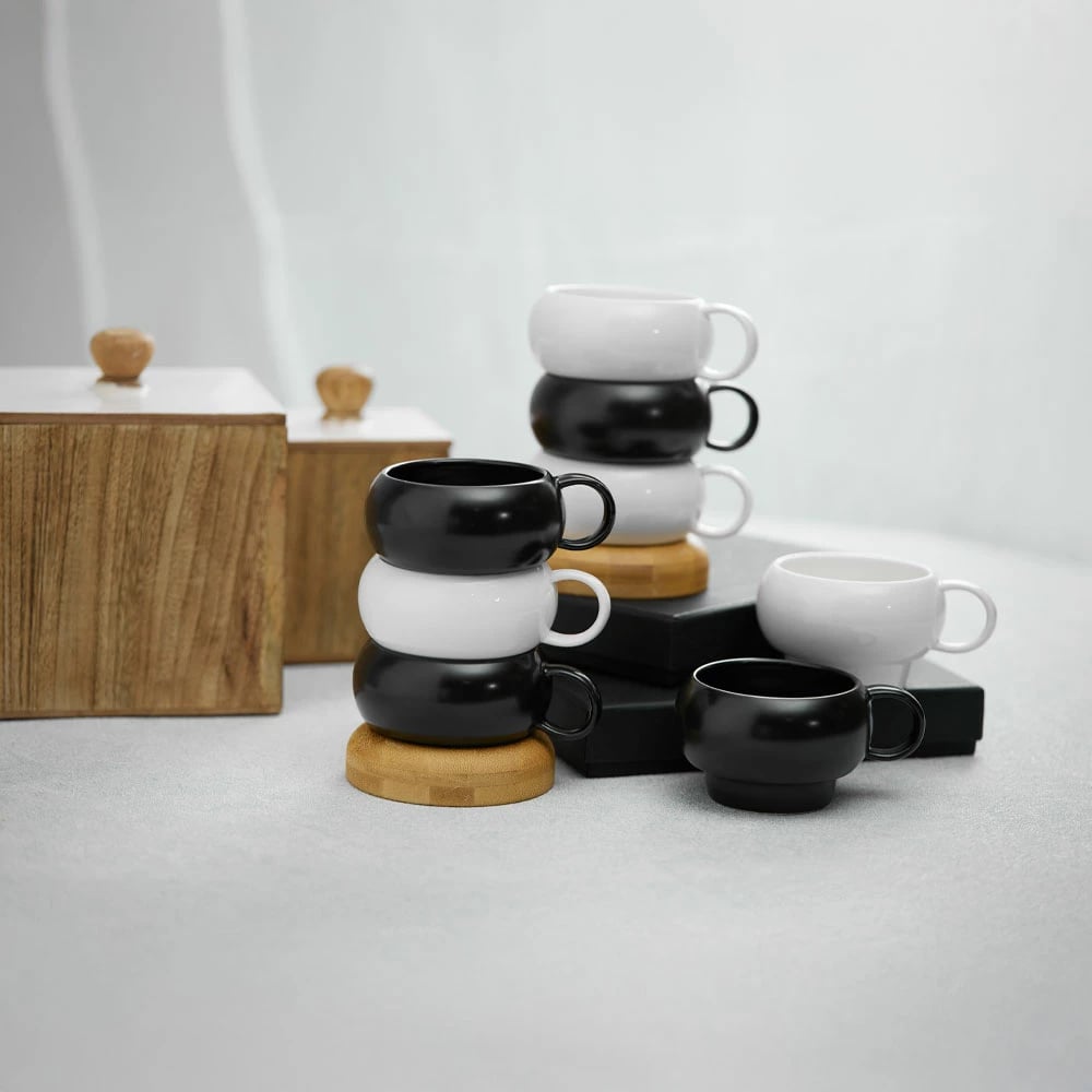 Set filxhanësh Curve 4 copë, porcelan i bardhë, bambu natyral, 12x10x19cm Set filxhanësh Curve 4 copë, porcelan i bardhë, bambu natyral, 12x10x19cm