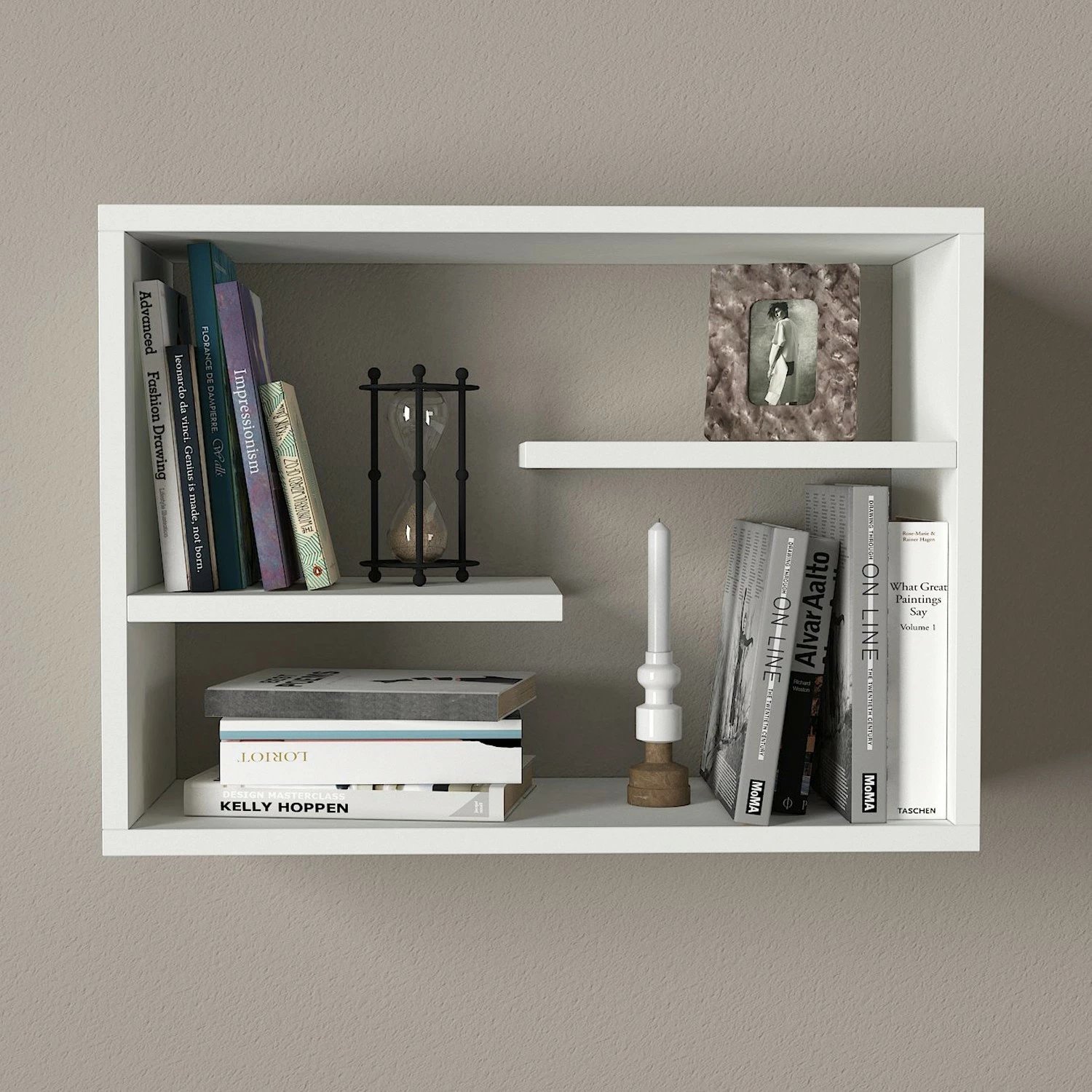 Raft muri Hanah Home, Tino, i bardhë