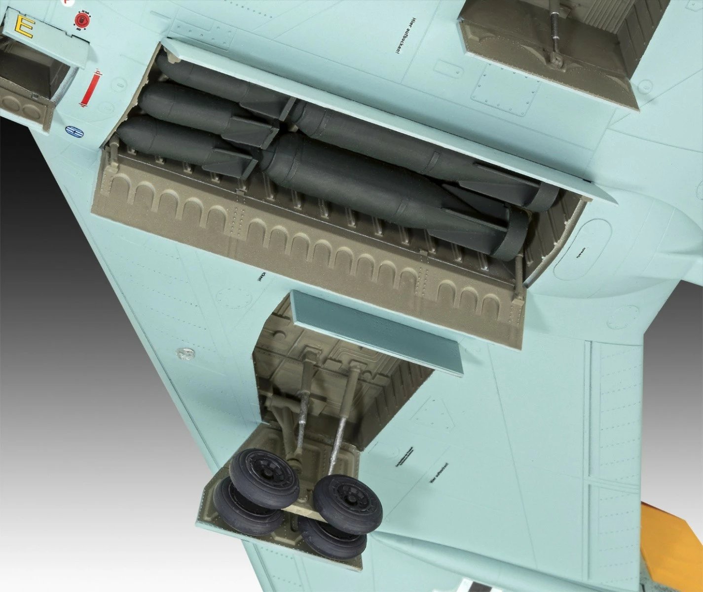 Model plastik aeroplani Revell Arado AR E.555, 1:72, 98 pjesë