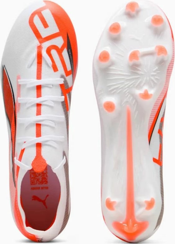 Atlete futbolli Puma për meshkuj, të bardha