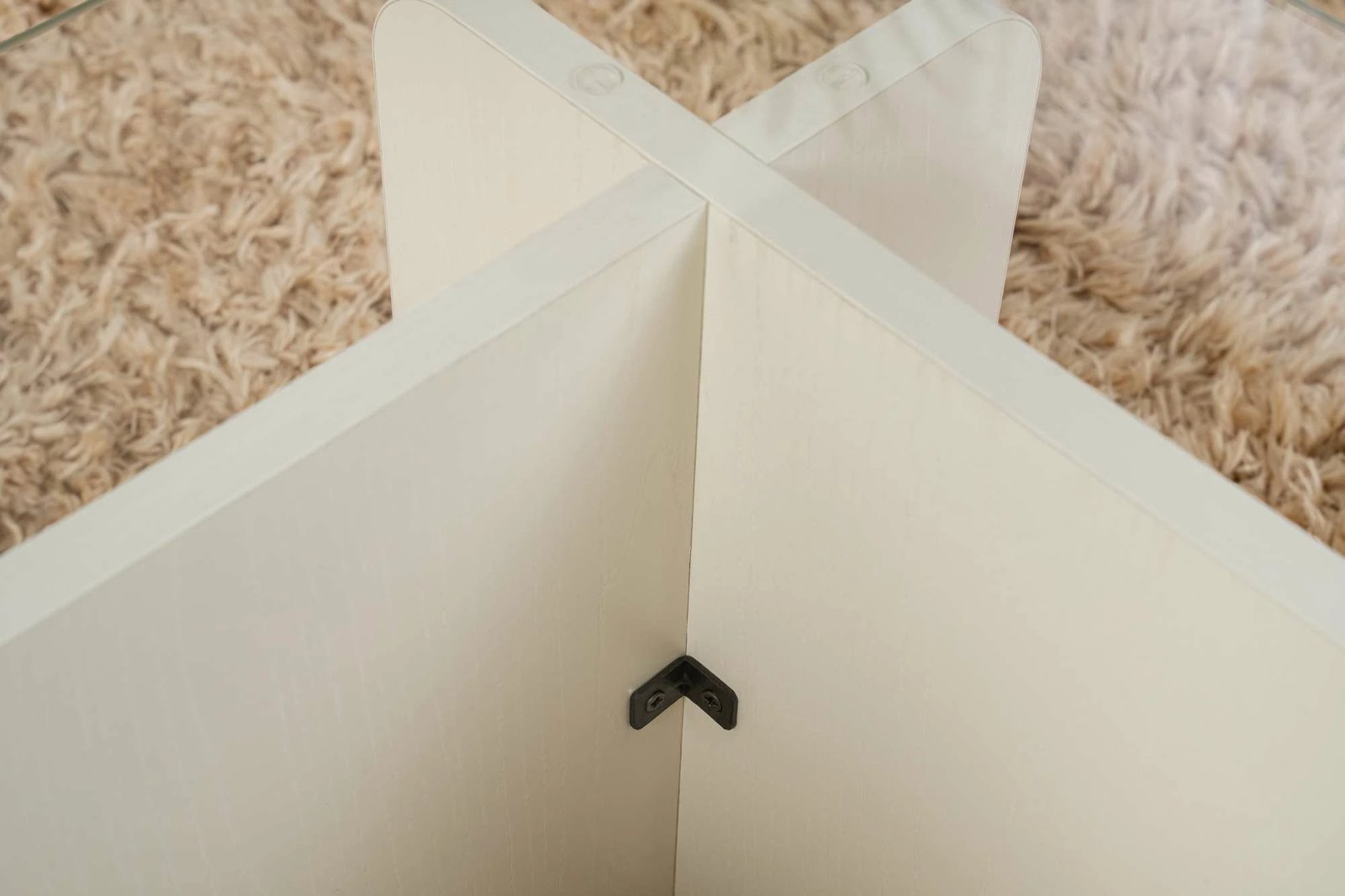 Tavolinë kafeje Nordure, Flavio, dru ngjyrë e bardhë