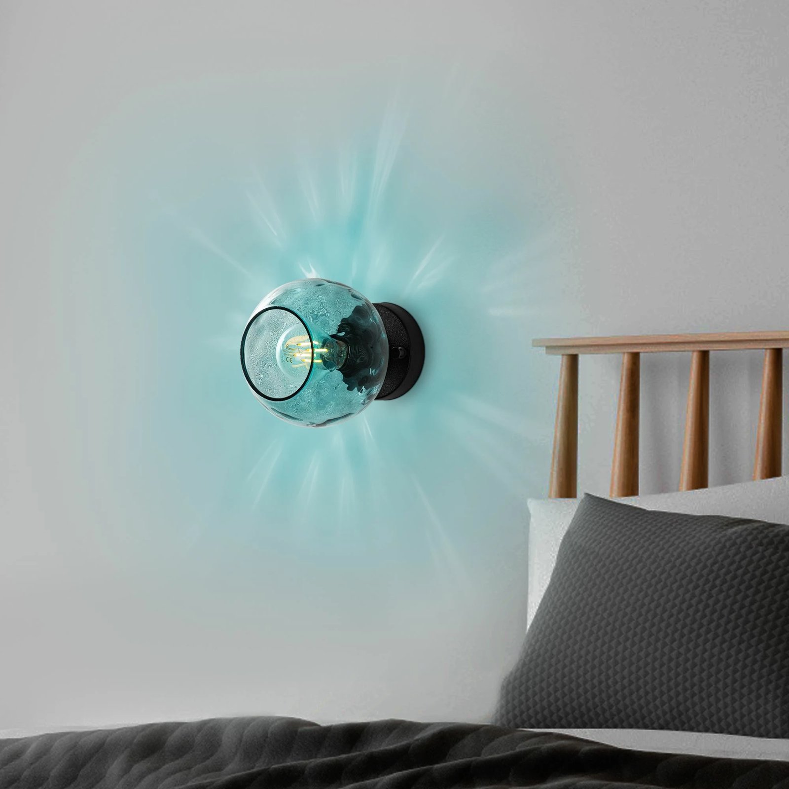 Llambë muri Opviq Benek, metal e xham, blu dhe e zezë, 15x18x15cm