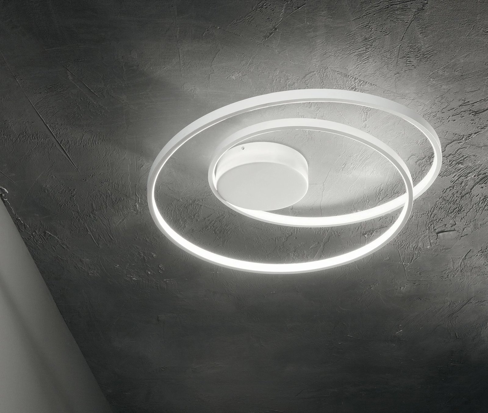 Lampa tavanore Oz pl on-off 3000k