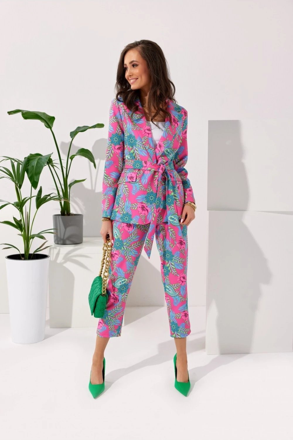 Jakne femra Roco Fashion 172888, shumëngjyrëshe