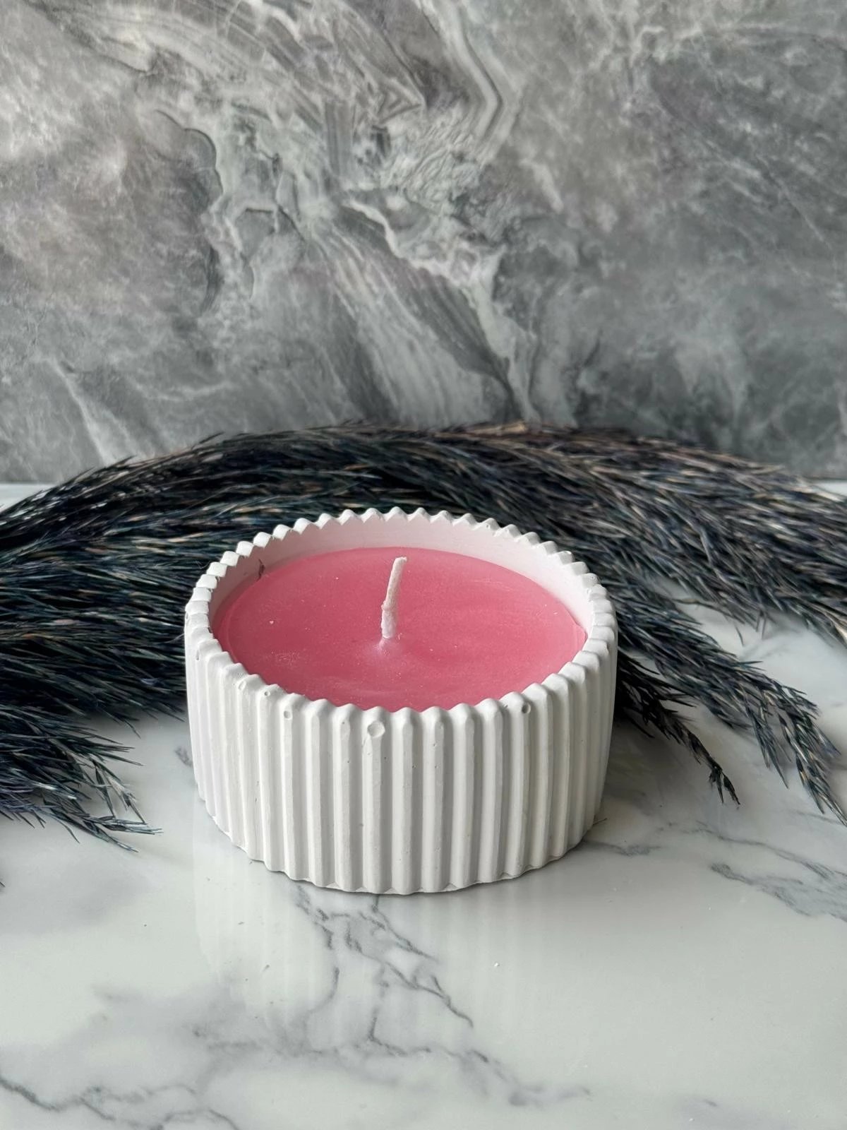 Qiri dekorativ Glamour, ngjyrë e kuqe, Evila Originals, 8x5x8cm