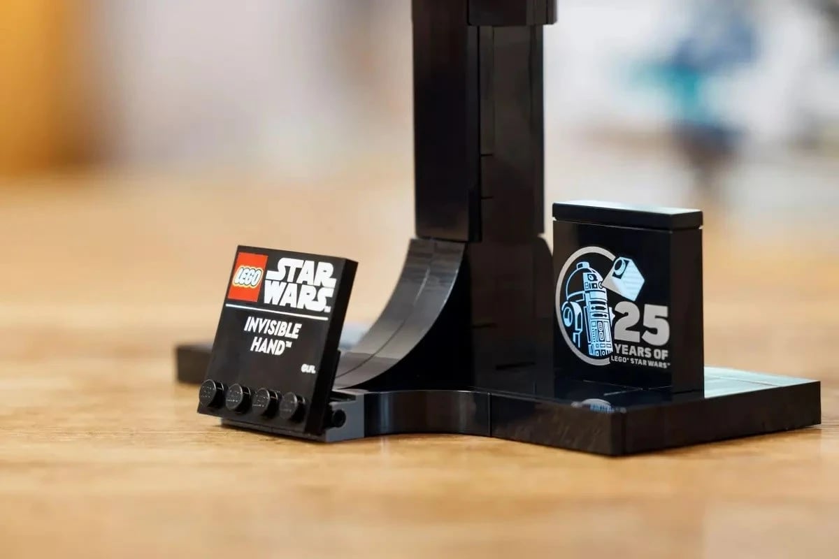 Set LEGO Star Wars 75377 Invisible Hand