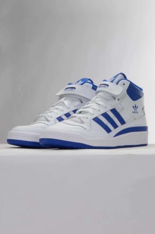 Atlete të larta për meshkuj adidas, të bardha dhe blu