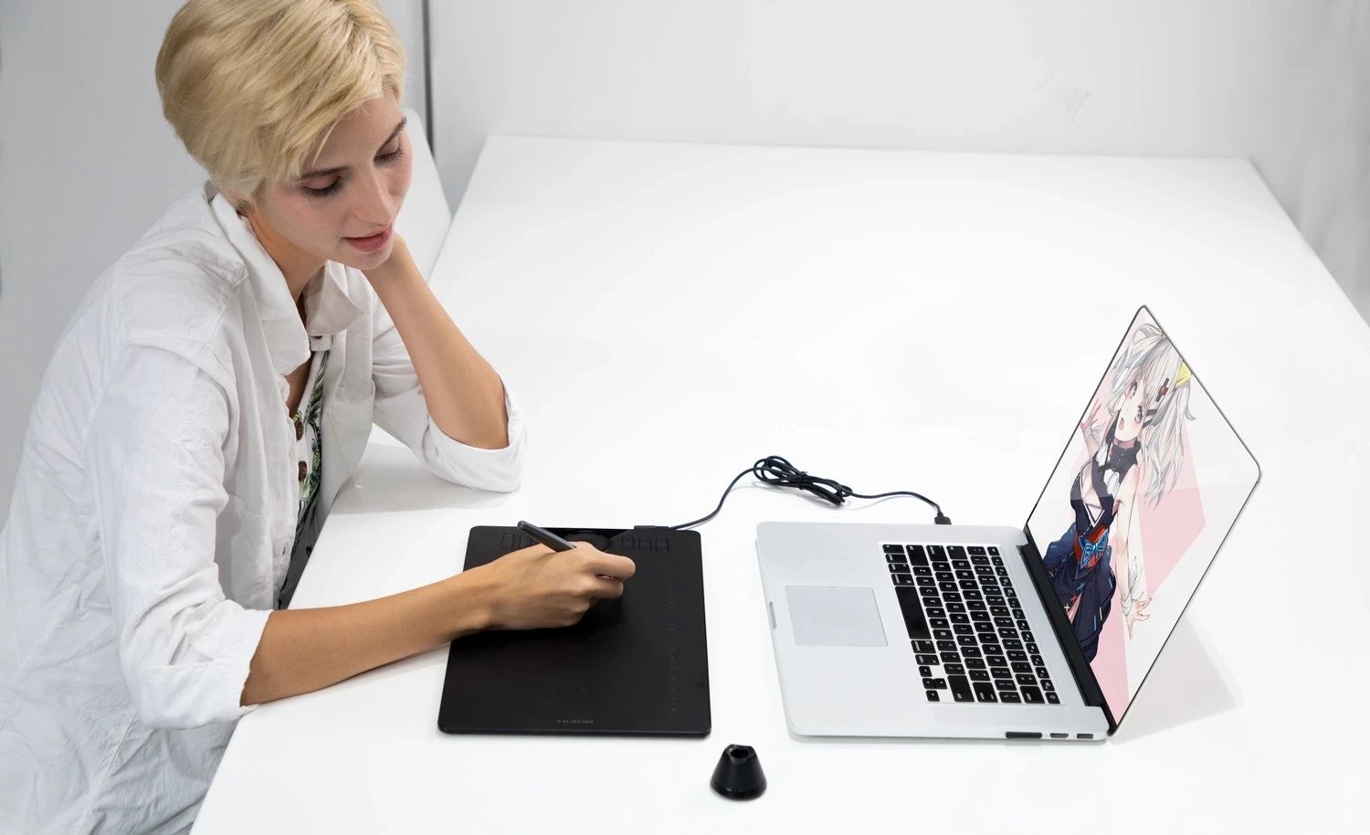 Tabletë grafik HUION HS610, 5080lpi, i zi Tabletë grafik HUION HS610, 5080lpi, i zi