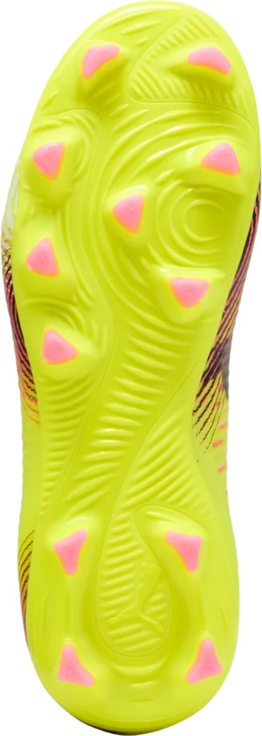 Atlete futbolli Puma për fëmijë, të zeza