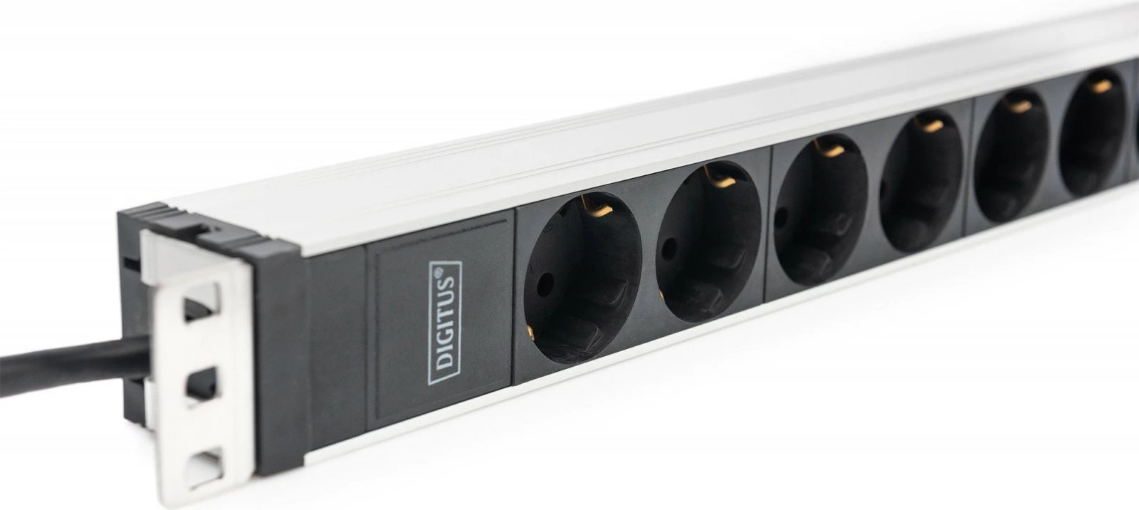Prizë rack Digitus DN-95428, 8 dalje Schuko, 19", IEC C20, 2m, Alumini, Zi/Argjend Prizë rack Digitus DN-95428, 8 dalje Schuko, 19", IEC C20, 2m, Alumini, Zi/Argjend