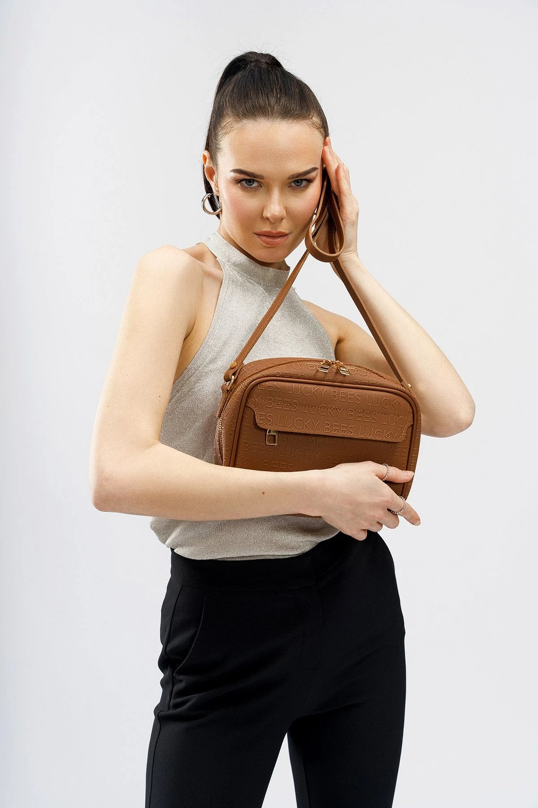 Çantë crossbody Lucky Bees, ngjyrë tan, 951