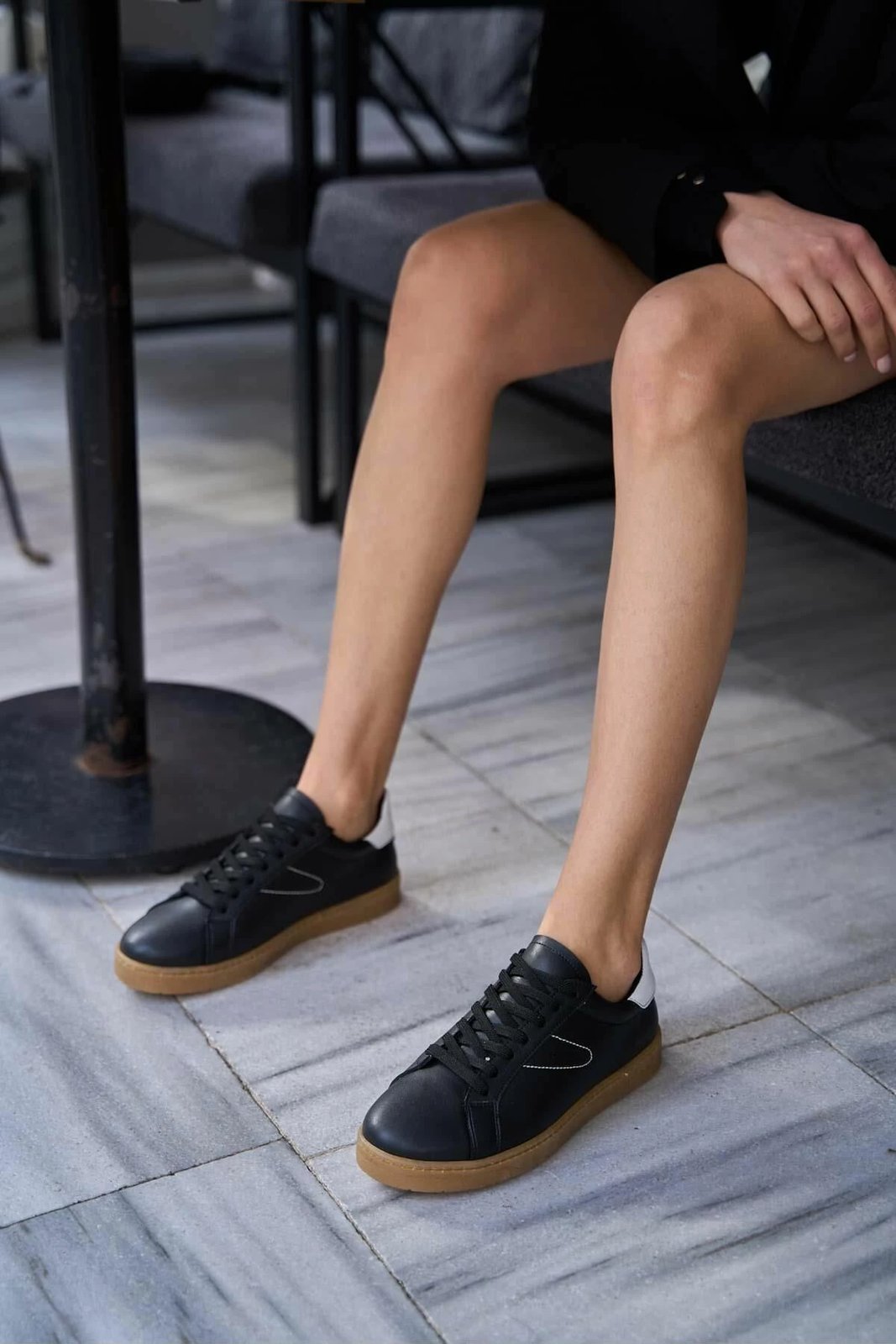 Këpucë për gra Jumeon, MK1340424SR20-001, të zeza dhe të bardha