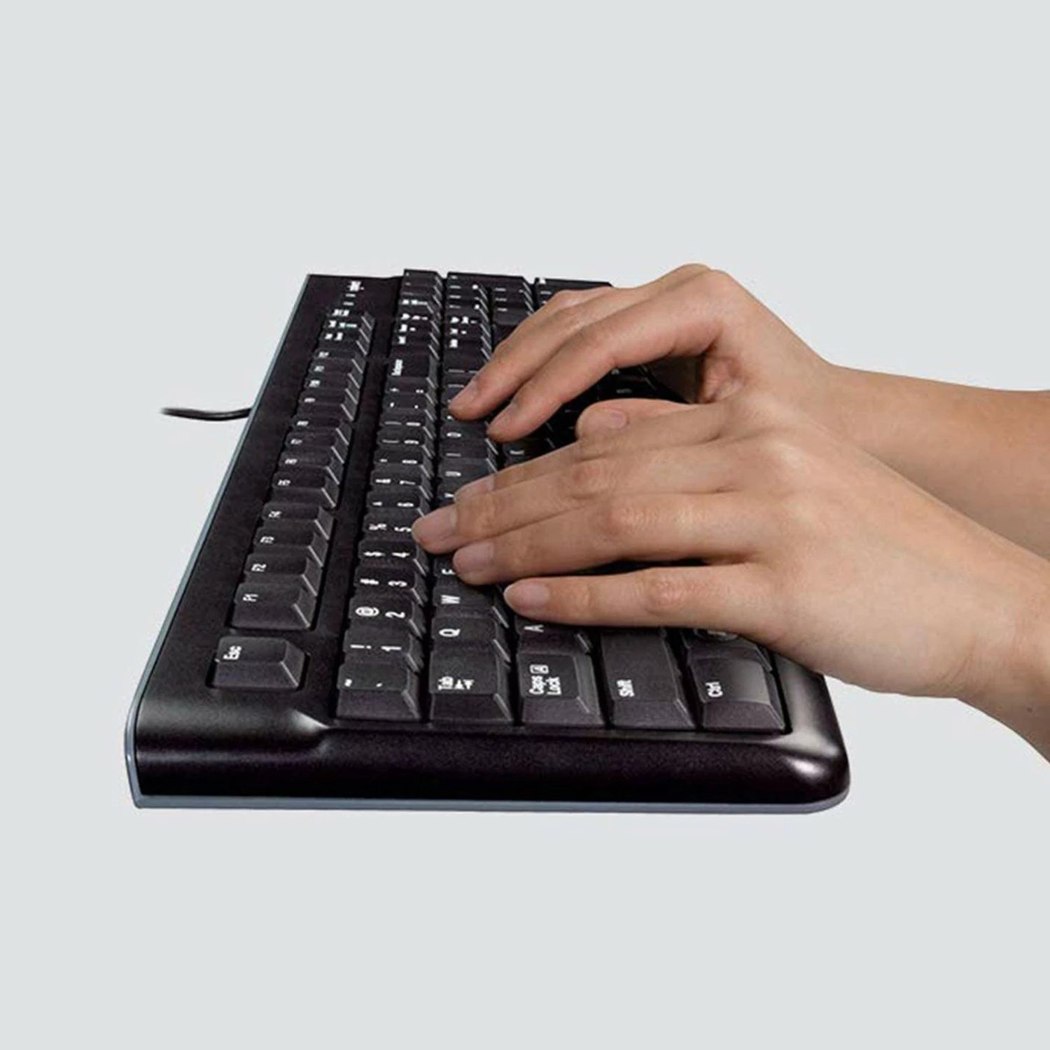 Tastierë Logitech K120, full-size, me kabllo, USB, AZERTY, e zezë Tastierë Logitech K120, full-size, me kabllo, USB, AZERTY, e zezë