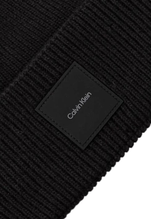 Kapelë për meshkuj Calvin Klein, e zezë