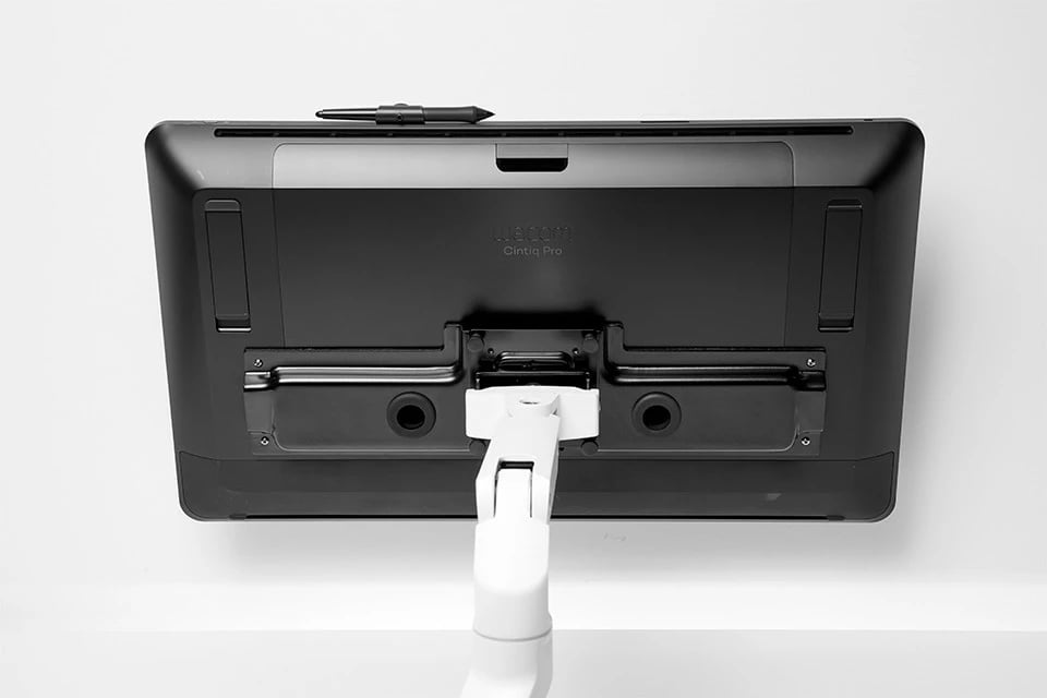 Adapter VESA Wacom ACK62804K për Cintiq Pro 24/32, metal, zi
