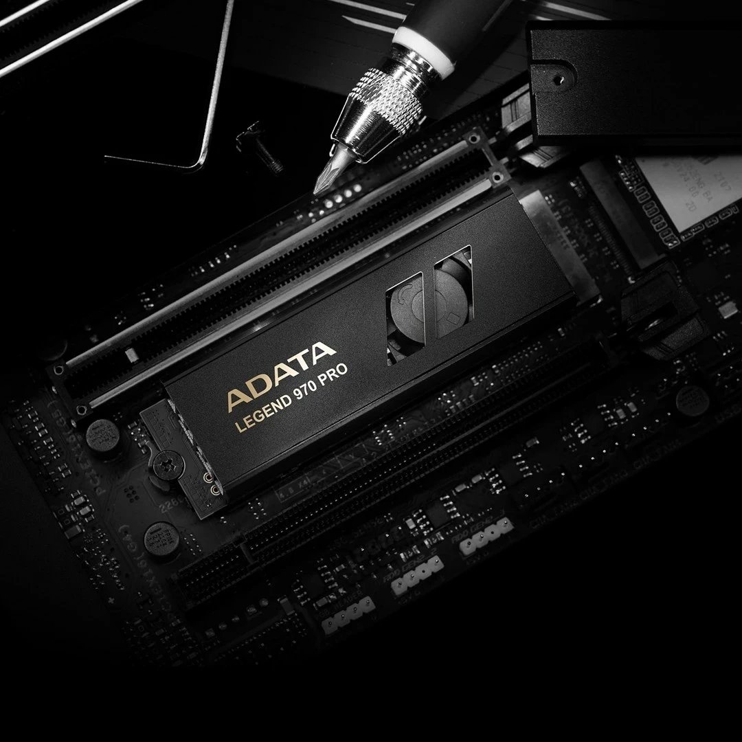 SSD ADATA LEGEND 970 PRO, 4 TB, M.2, me disipator, e zezë