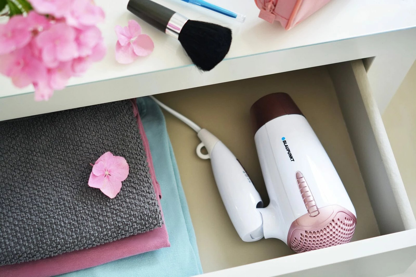 Tharëse Flokësh BLAUPUNKT HDD301RO