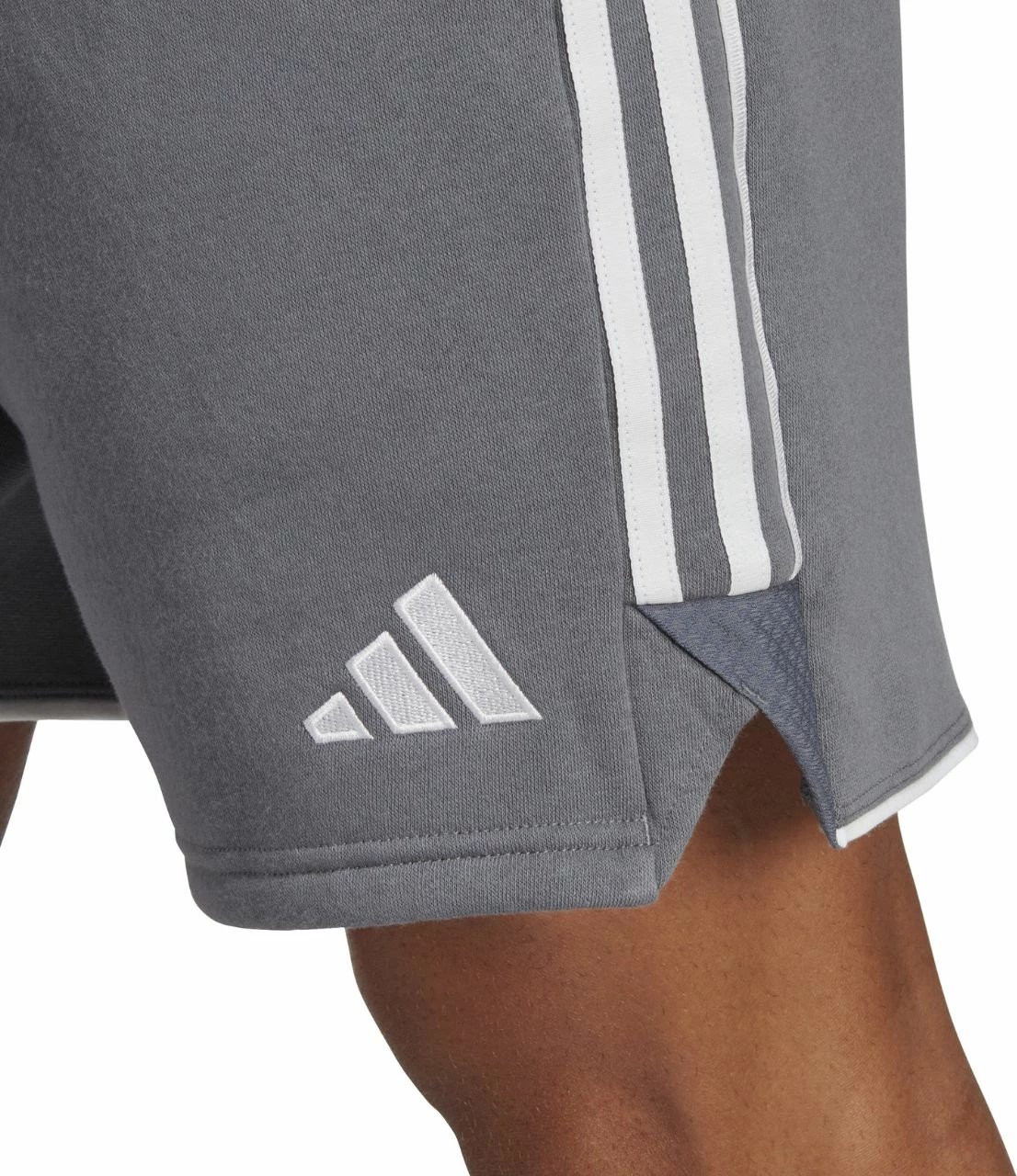 Shorce për meshkuj adidas, gri Shorce për meshkuj adidas, gri