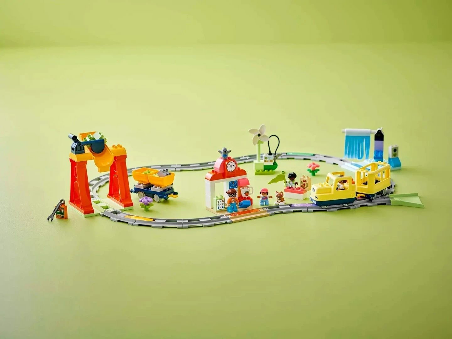 Set tren interaktiv LEGO DUPLO 10428, për fëmijë 3+ vjeç, shumëngjyrësh