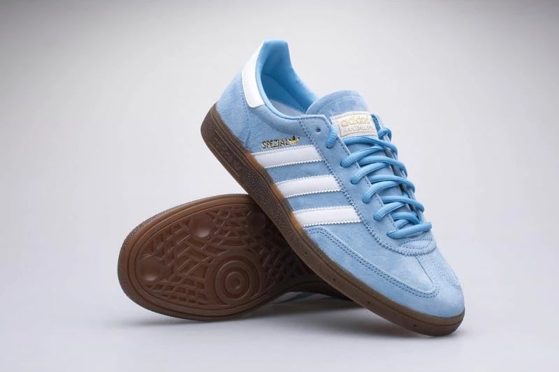 Atlete për meshkuj adidas, të kaltra