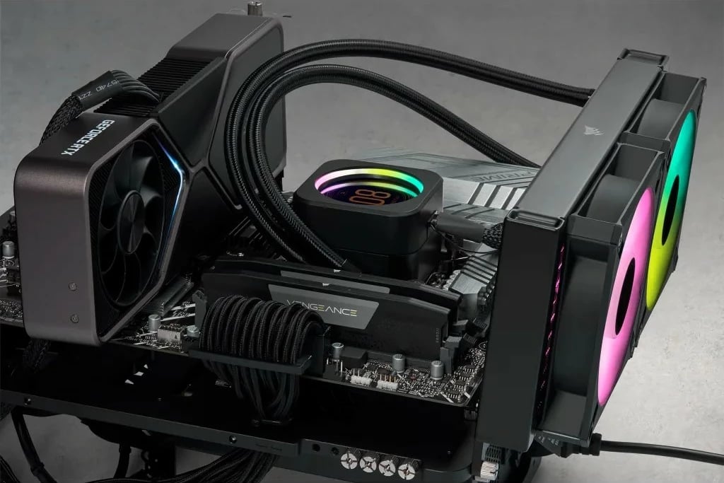 RAM Memorje Corsair Vengeance 96GB (2x48GB) DDR5, PC 7000, CL40, RGB