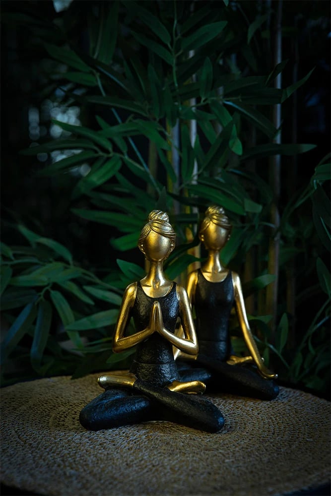 Figurë dekorative Vasanta, polirezine, ngjyrë ari e zezë, 14x9x19 cm