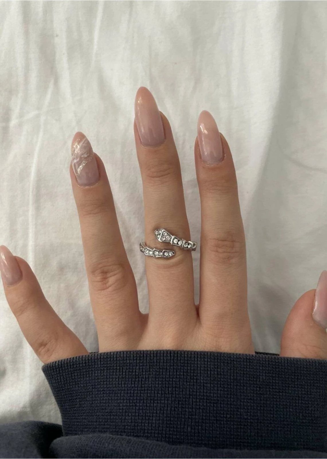 Unazë argjendi Jumeon, YZKMDKL010