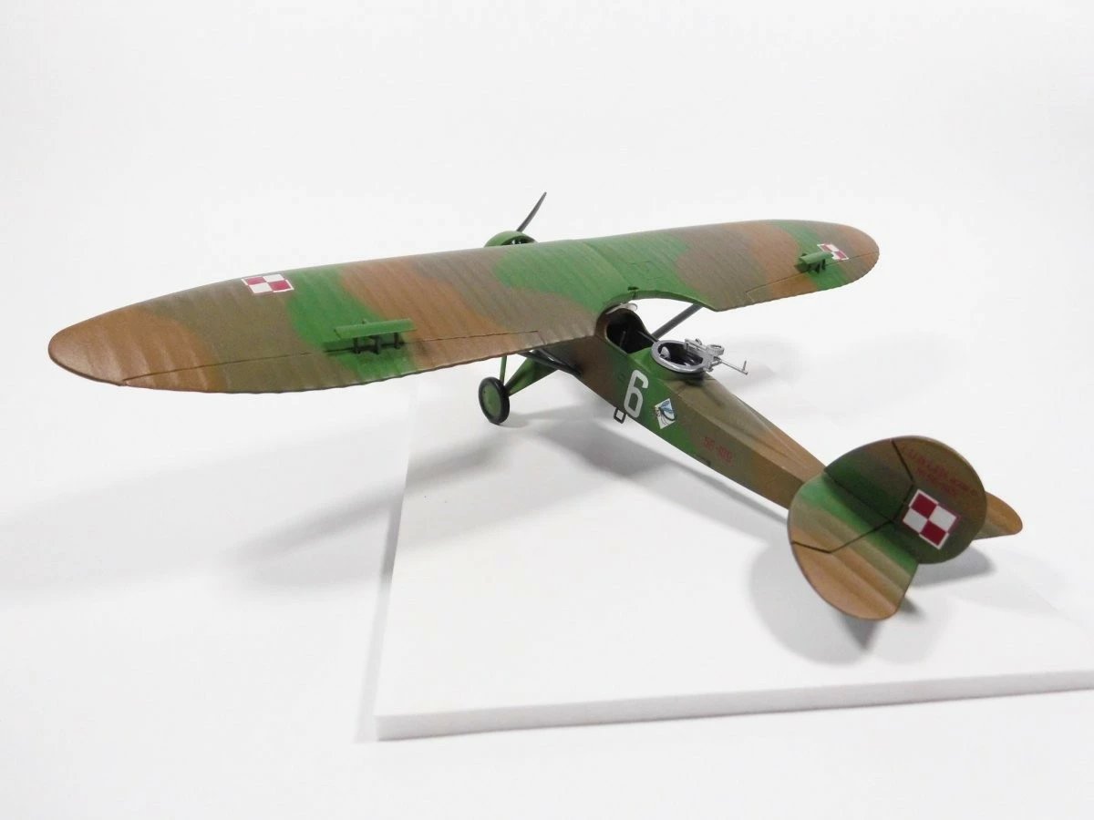 Set model aeroplani Mirage Lublin R.XIII D, 1:48, me ngjyra dhe aksesorë Set model aeroplani Mirage Lublin R.XIII D, 1:48, me ngjyra dhe aksesorë